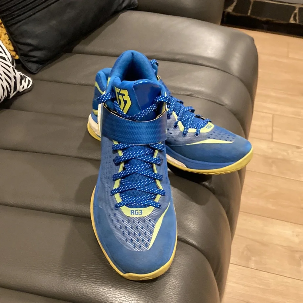 Adidas RG3 Energy Boots Size 10.5 Shoes